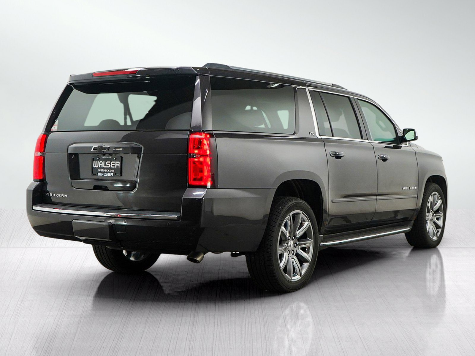 Used 2016 Chevrolet Suburban LTZ AWD/4WD image 5