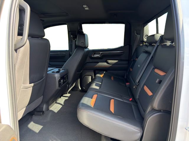 Used 2023 GMC Sierra 1500 AT4 w/ AT4 Premium Package AWD/4WD image 11