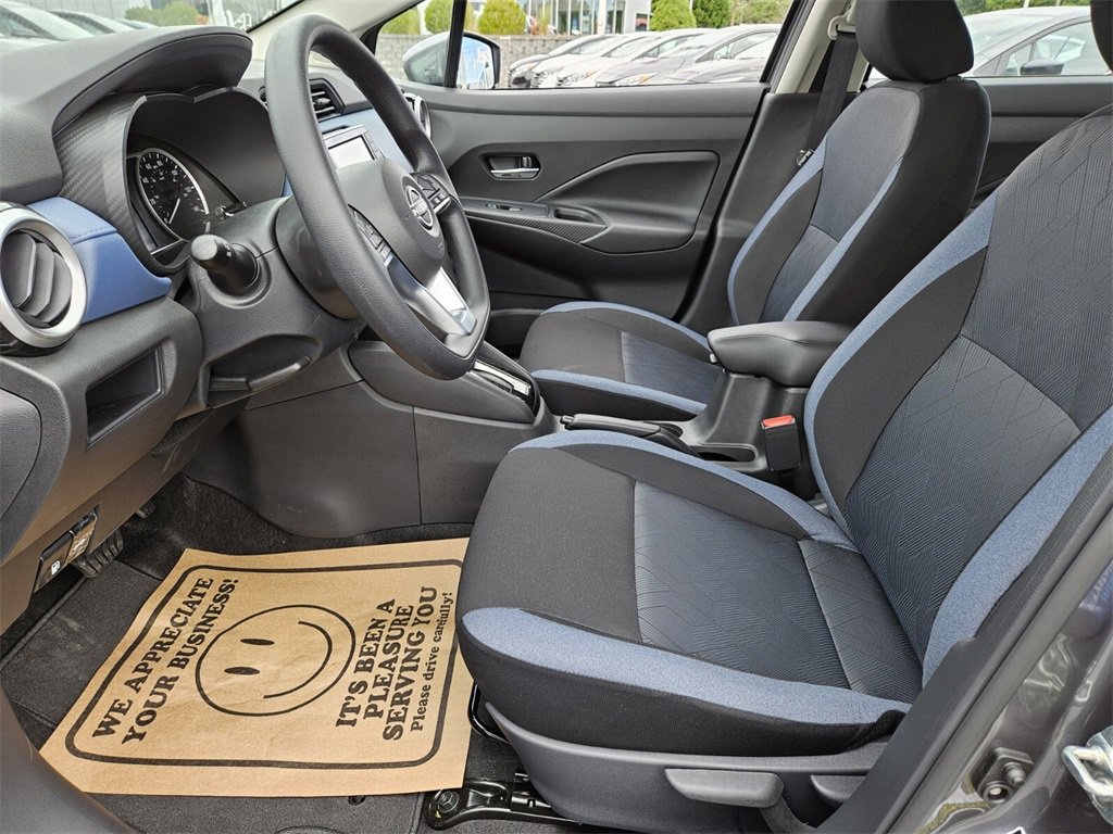 New 2025 Nissan Versa SV w/ Trunk Package image 4