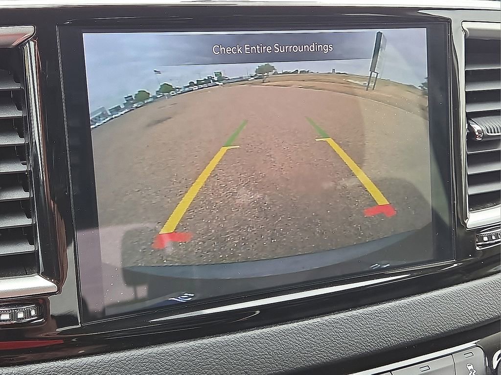 Used 2023 Chrysler Pacifica Touring-L FWD image 26