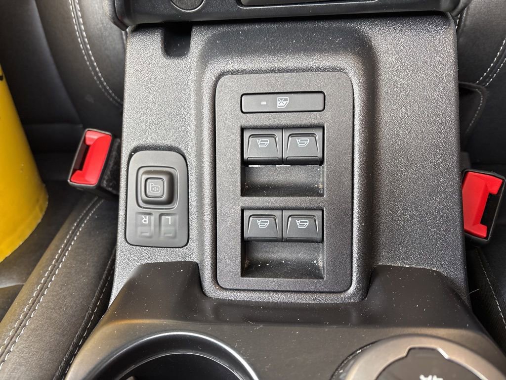 Used 2025 Ford Bronco Badlands image 37