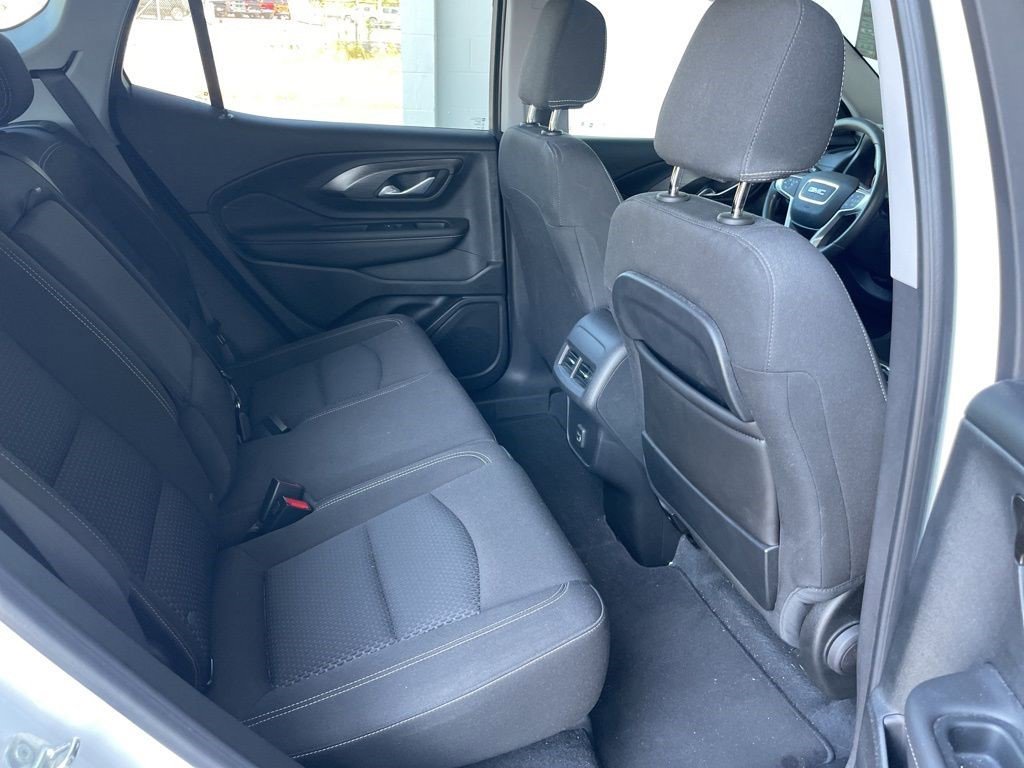 Certified 2022 GMC Terrain SLE w/ Driver Convenience Package image 11