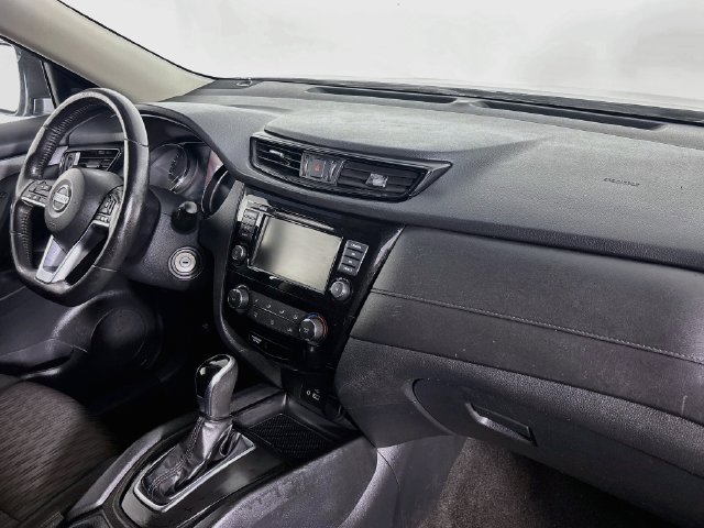 Used 2019 Nissan Rogue S w/ Special Edition Package FWD image 26