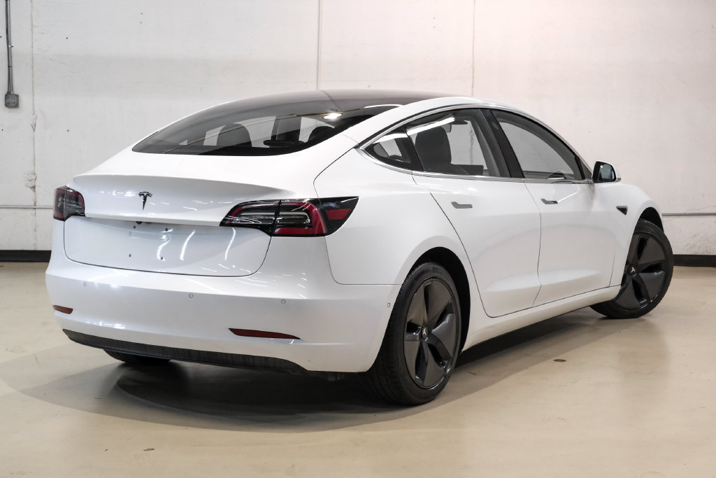 Used 2018 Tesla Model 3 Long Range RWD image 8