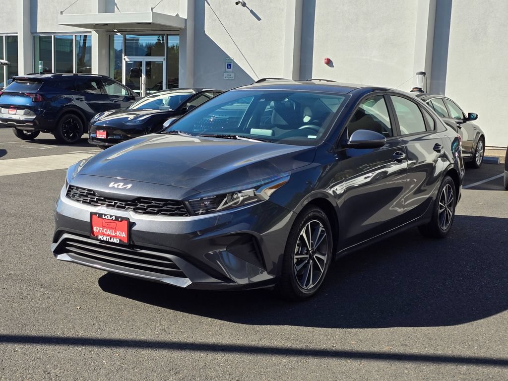 Used 2024 Kia Forte LXS FWD image 7