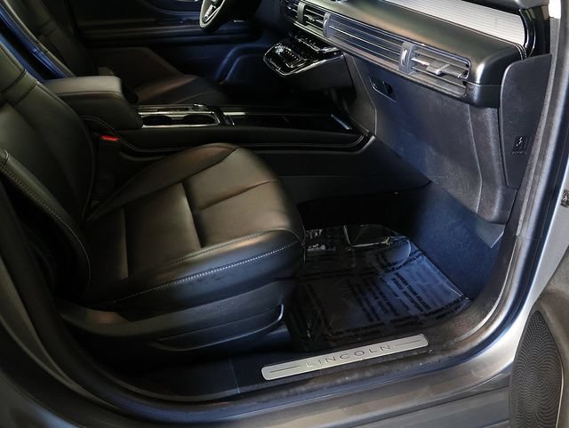 Used 2023 Lincoln Corsair FWD w/ Equipment Group 101A image 37