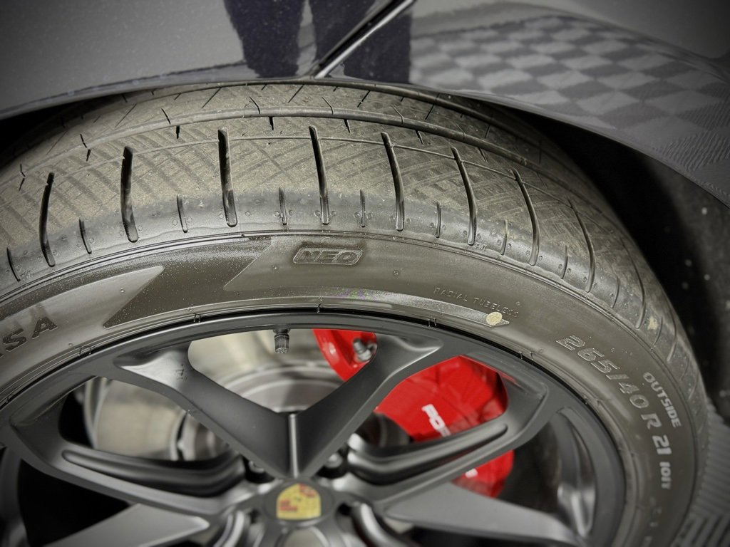 New 2026 Porsche Macan GTS image 15