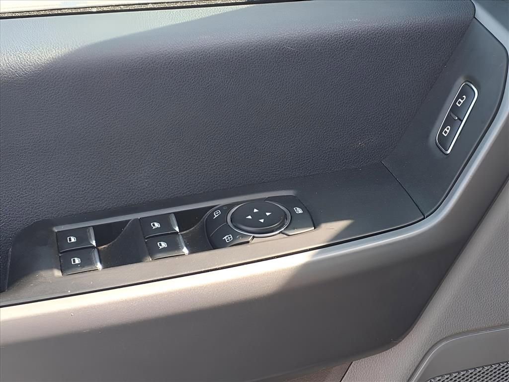 Used 2024 Ford F250 XLT image 18
