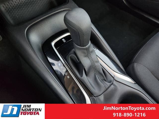 Used 2025 Toyota Corolla LE FWD image 20