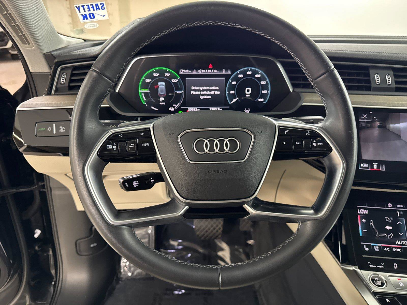Used 2024 Audi Q8 e-tron Premium Plus w/ Premium Plus Package AWD/4WD image 23