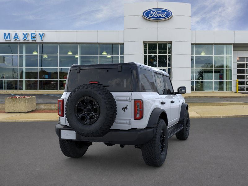 New 2025 Ford Bronco Outer Banks w/ Sasquatch Package image 8