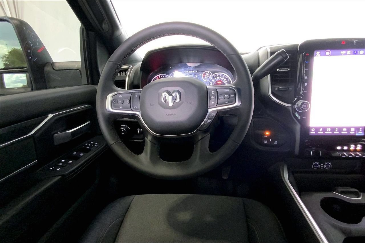 Used 2026 RAM 3500 Big Horn AWD/4WD image 4