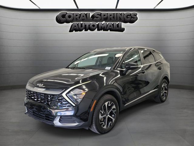 Used 2023 Kia Sportage EX AWD/4WD image 3