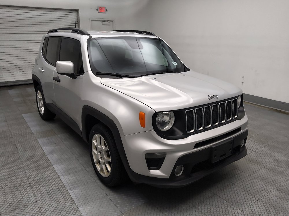 Used 2020 Jeep Renegade Latitude FWD image 13