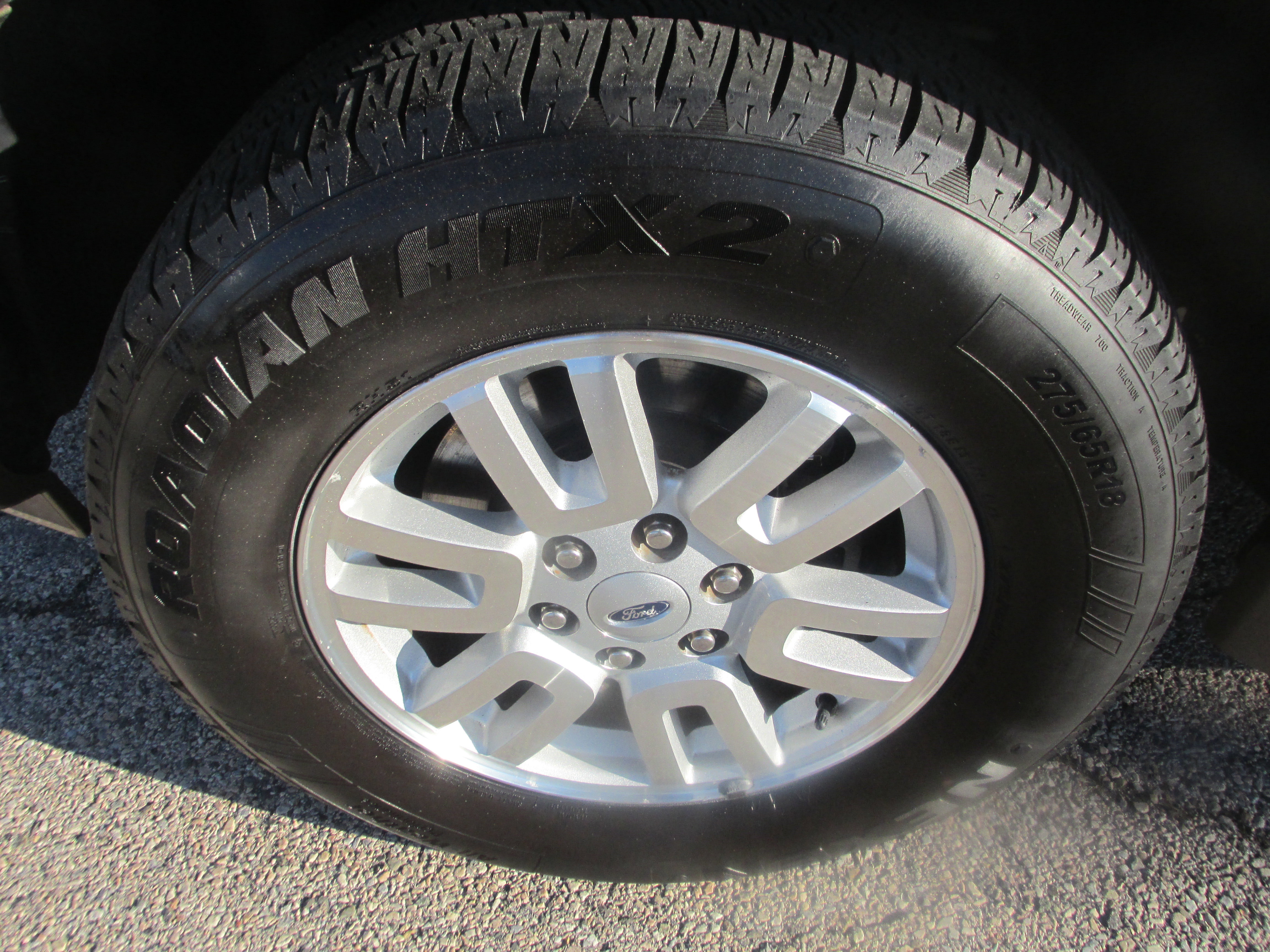 Used 2014 Ford Expedition XLT w/ Equipment Group 202A AWD/4WD image 13