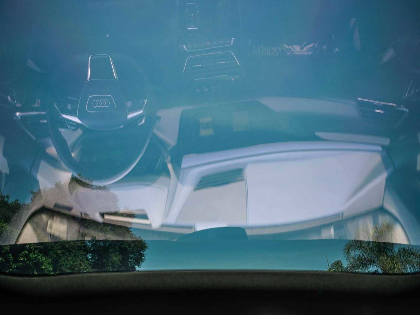 Used 2022 Audi e-tron GT Prestige w/ Prestige Package image 11