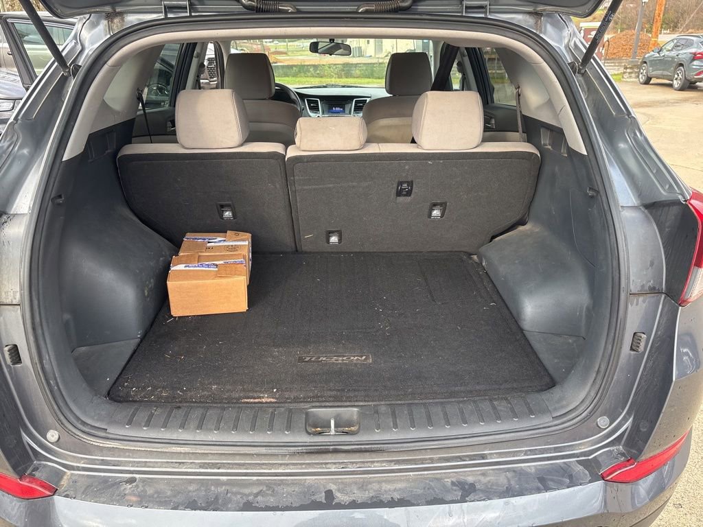 Used 2016 Hyundai Tucson SE w/ Option Group 02 image 13