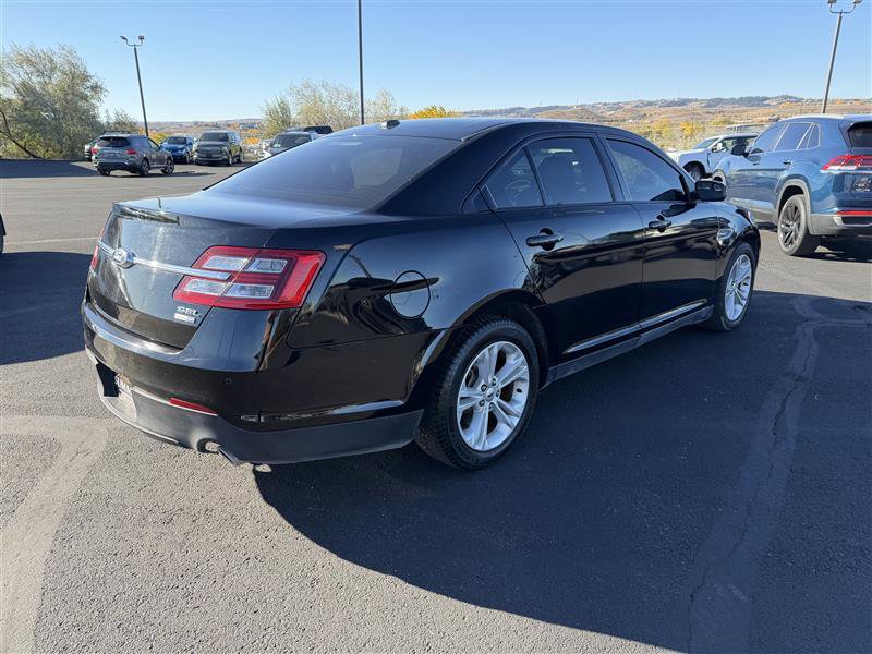 Used 2018 Ford Taurus SEL w/ Equipment Group 201A image 7