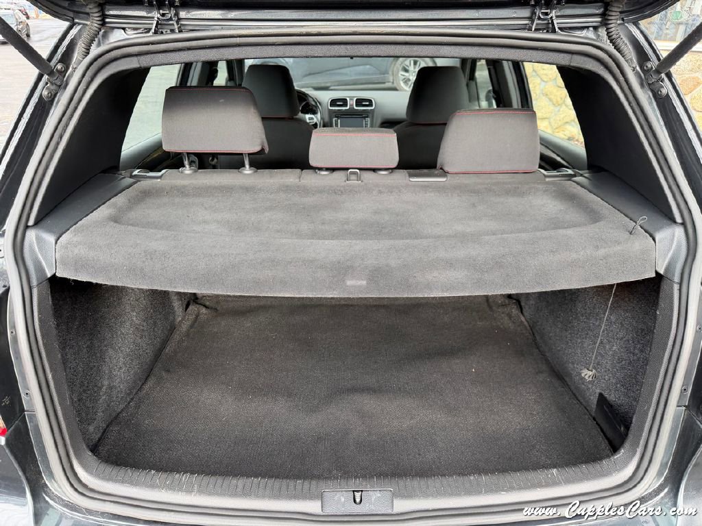 Used 2012 Volkswagen Golf 4-Door image 9