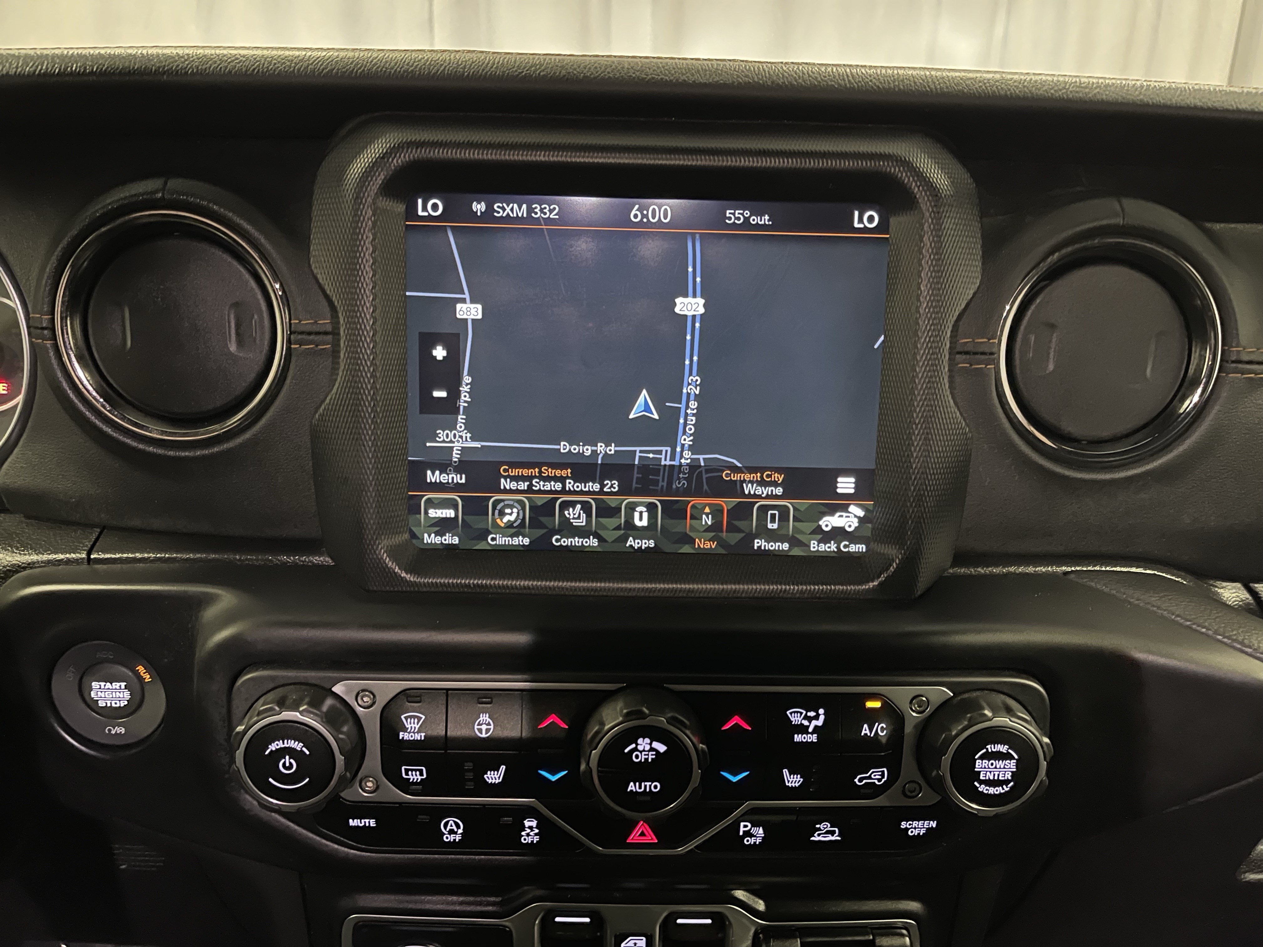 Used 2021 Jeep Wrangler Unlimited Sahara AWD/4WD image 22