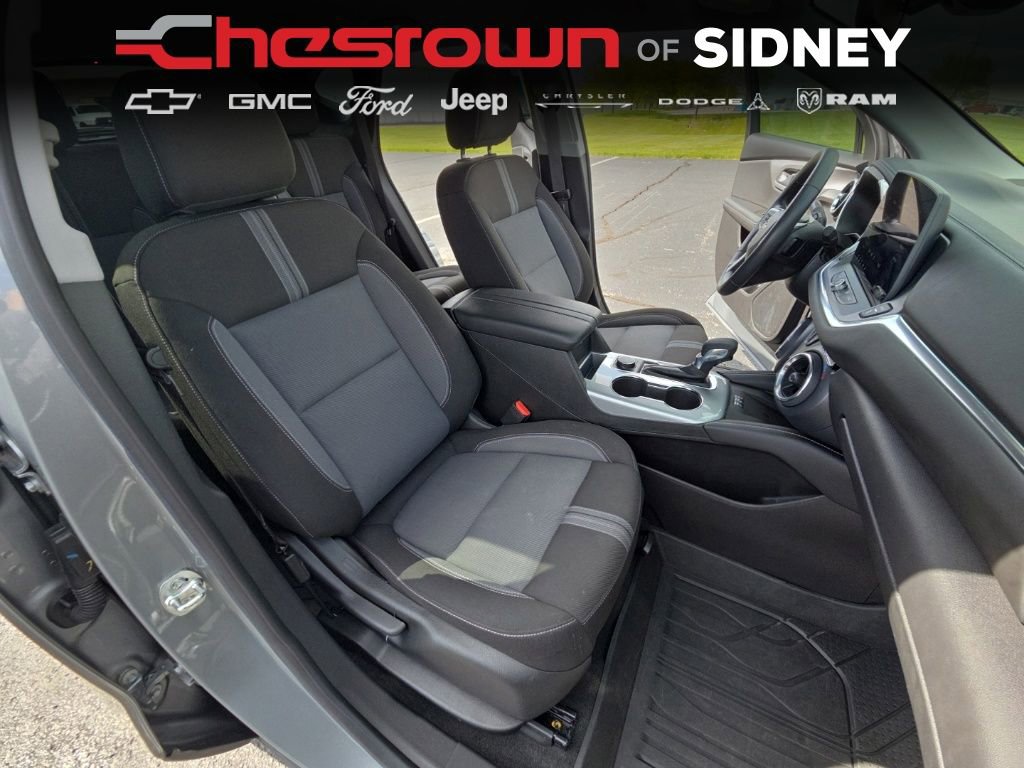 Used 2024 Chevrolet Blazer LT w/ Convenience Package FWD image 32