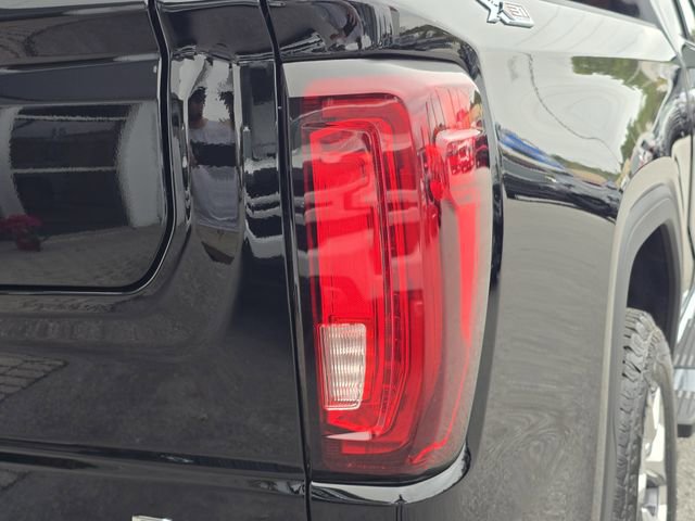 New 2026 GMC Sierra 1500 SLT w/ SLT Premium Plus Package image 10