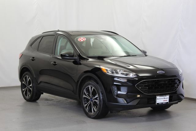 Used 2022 Ford Escape SE w/ SE Sport Appearance Package AWD/4WD image 1