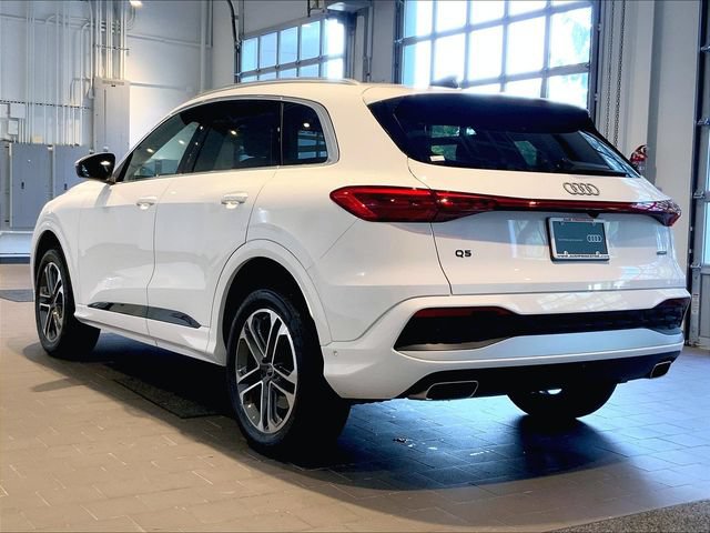 Certified 2025 Audi Q5 Premium w/ Convenience Package AWD/4WD image 3