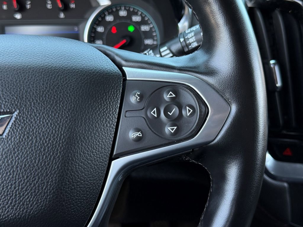 Used 2023 Chevrolet Traverse RS image 31