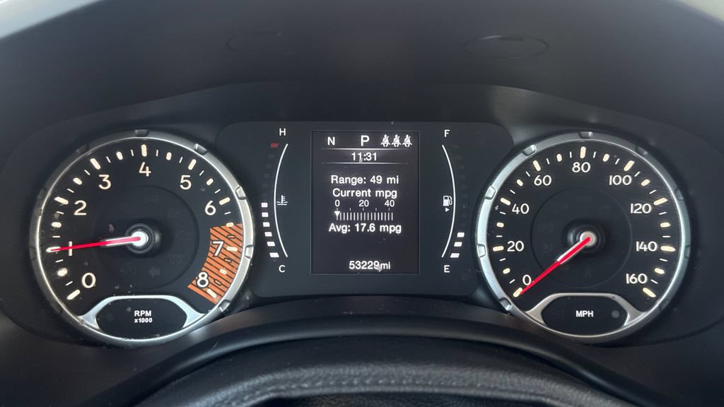 Used 2019 Jeep Renegade Latitude w/ Popular Equipment Group AWD/4WD image 22