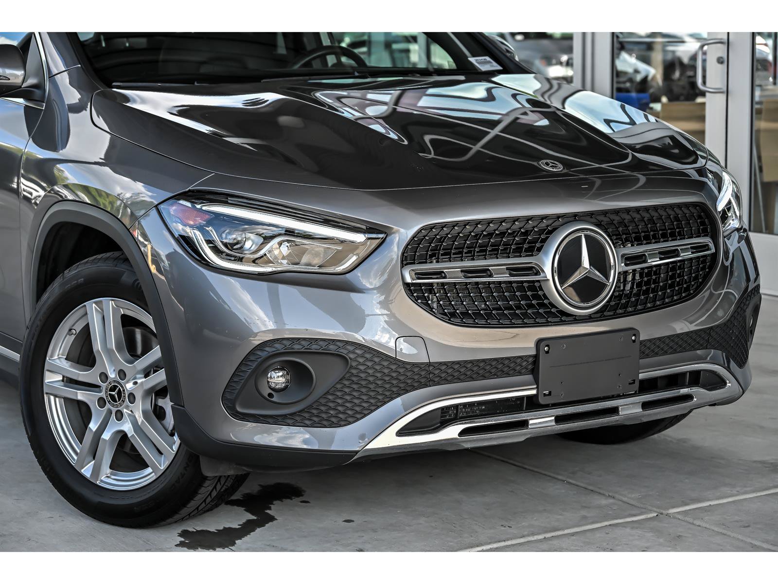 Certified 2021 Mercedes-Benz GLA 250 4MATIC image 2