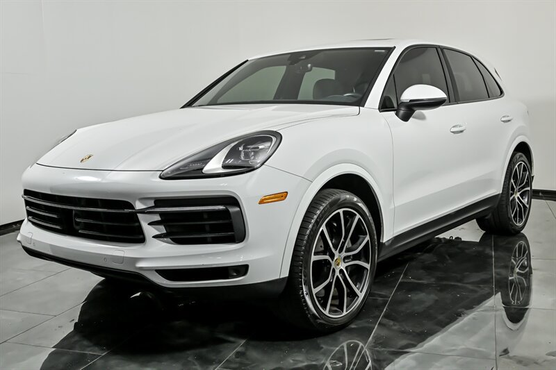 Used 2020 Porsche Cayenne S AWD/4WD image 5