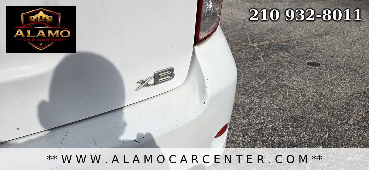 Used 2014 Scion xB FWD image 12