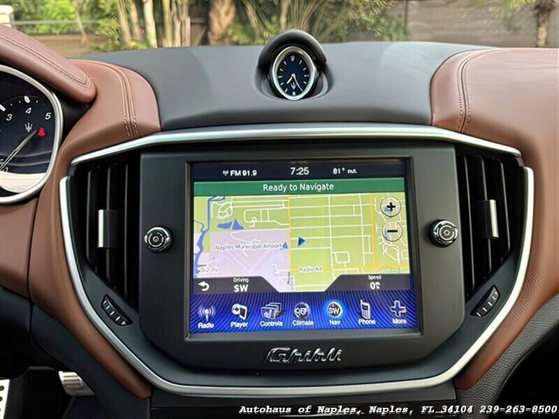 Used 2015 Maserati Ghibli S Q4 AWD/4WD image 35