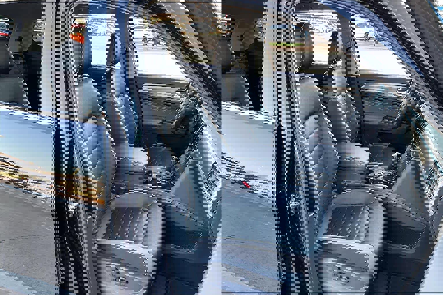 Used 2022 Volkswagen Atlas SEL Premium image 10