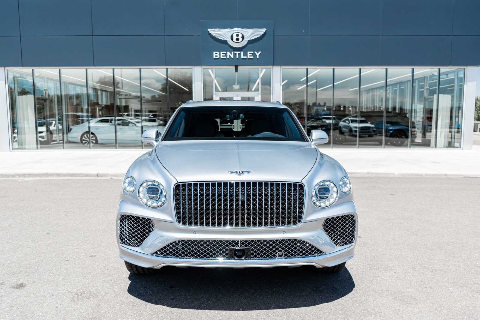 New 2026 Bentley Bentayga Extended Wheelbase AWD/4WD image 20
