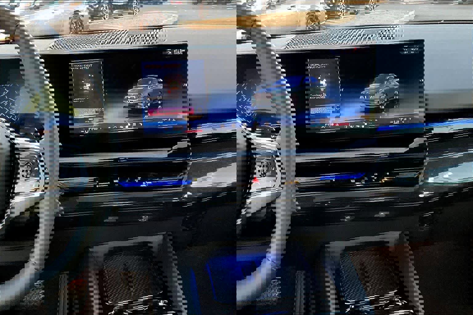 Used 2024 BMW 530i w/ Convenience Package image 9