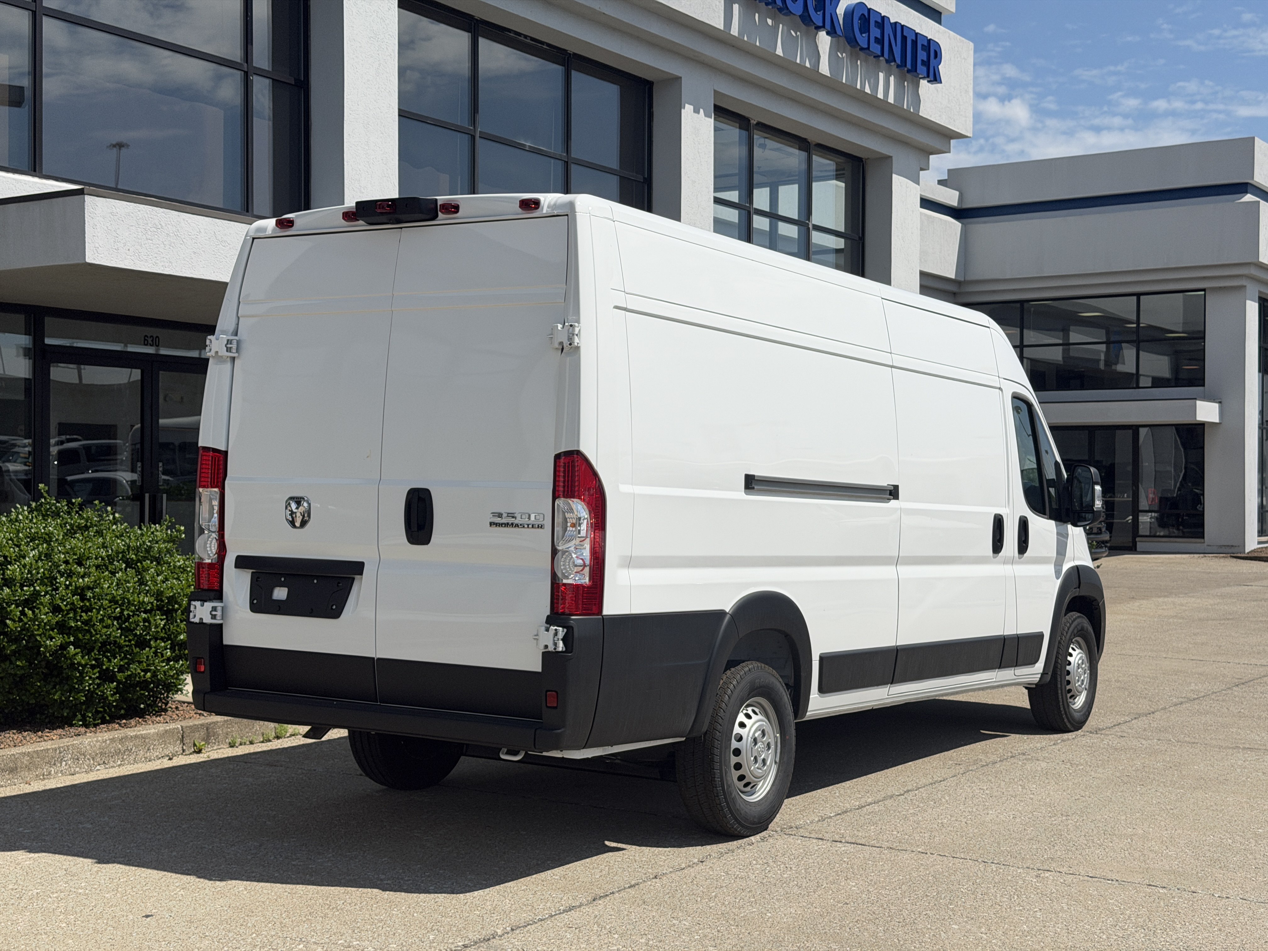 New 2026 RAM ProMaster 3500 w/ Cold Weather Group FWD image 4
