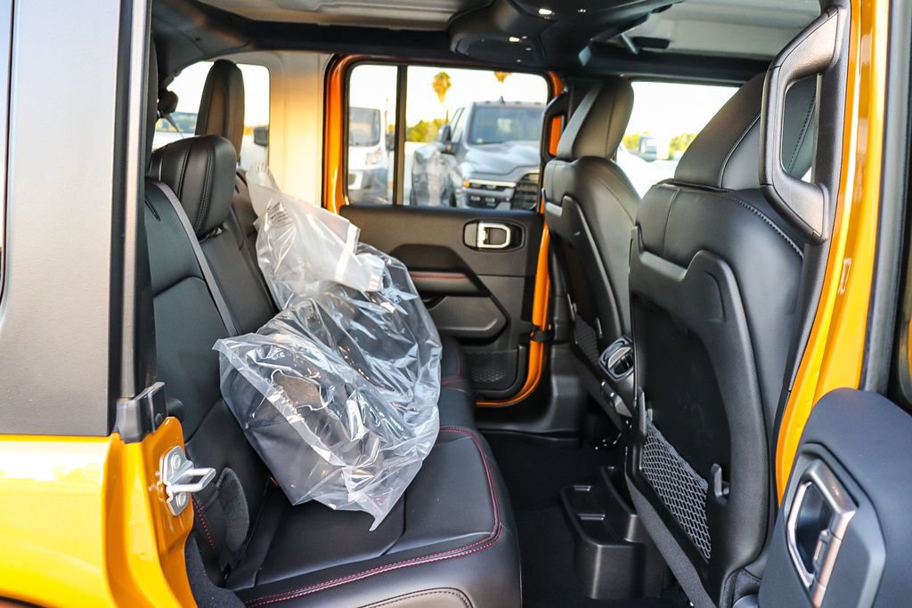New 2026 Jeep Wrangler Unlimited Rubicon AWD/4WD image 18
