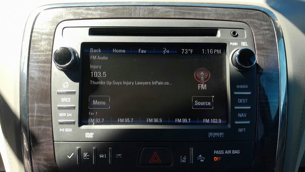 Used 2015 Buick Enclave Premium image 25