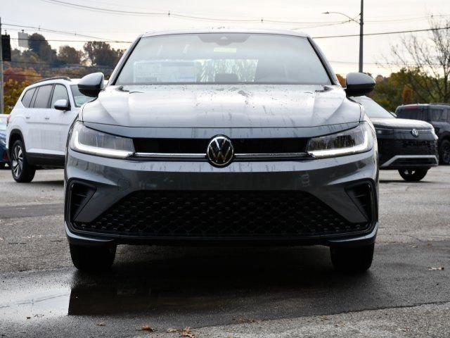 New 2026 Volkswagen Jetta Sport image 2