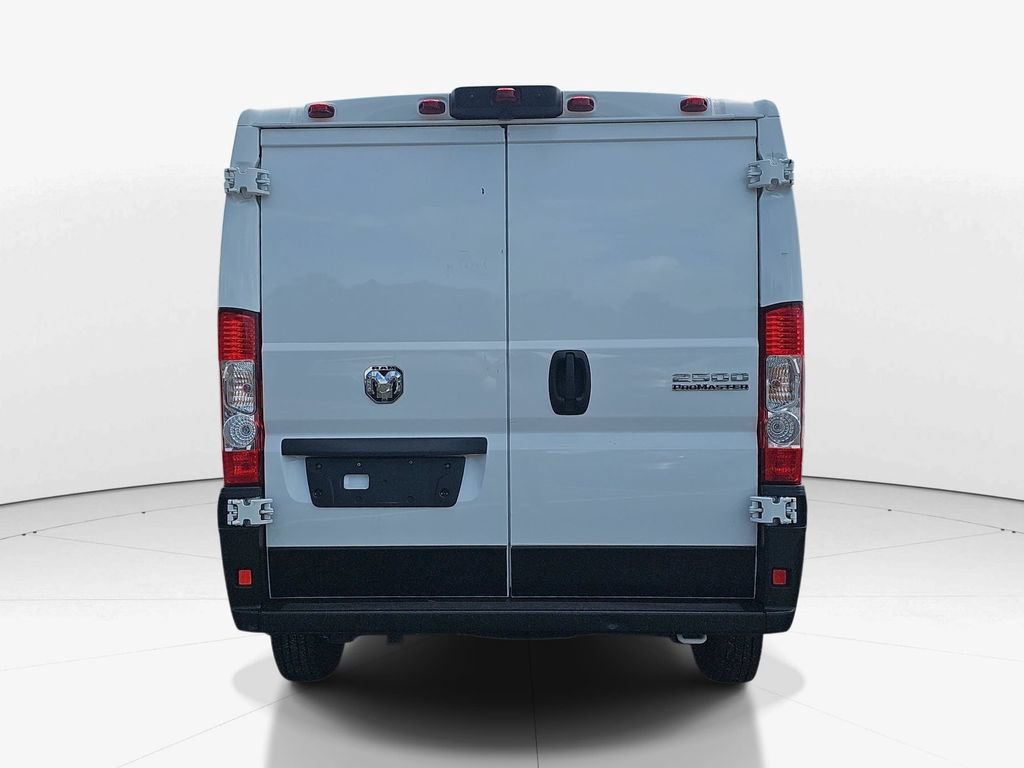 Used 2025 RAM ProMaster 2500 w/ Convenience Group FWD image 7
