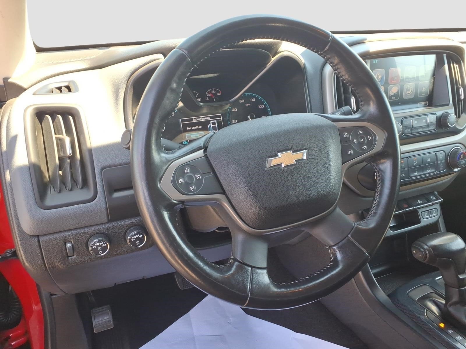Used 2017 Chevrolet Colorado Z71 AWD/4WD image 12