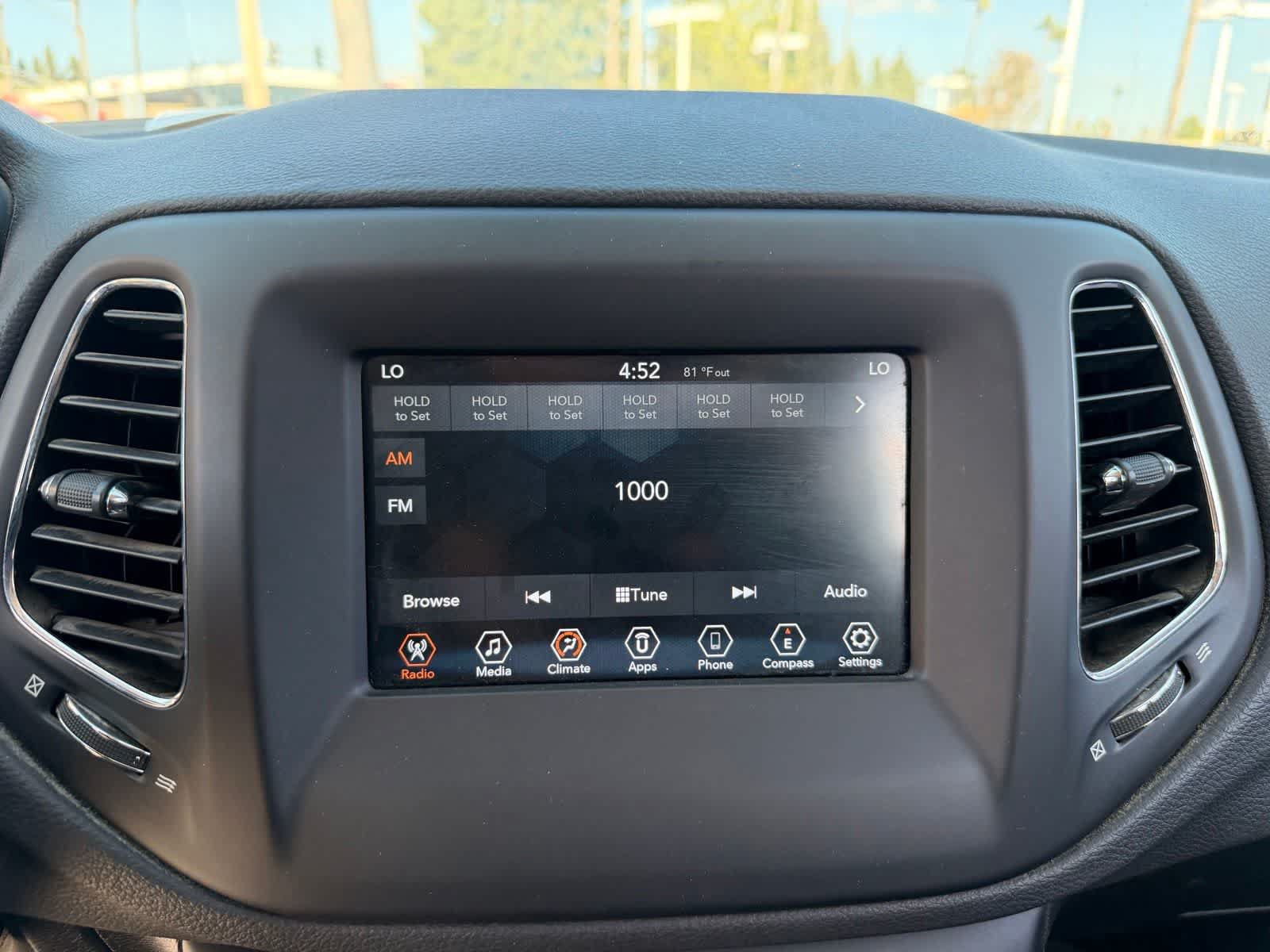 Used 2019 Jeep Compass Sport FWD image 13