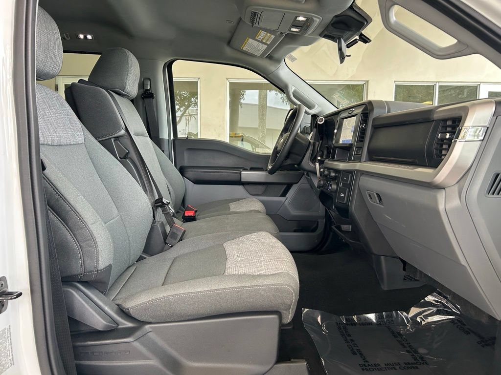 Used 2025 Ford F350 XLT AWD/4WD image 21