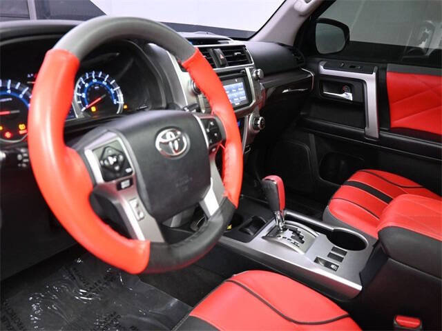 Used 2019 Toyota 4Runner Limited image 4