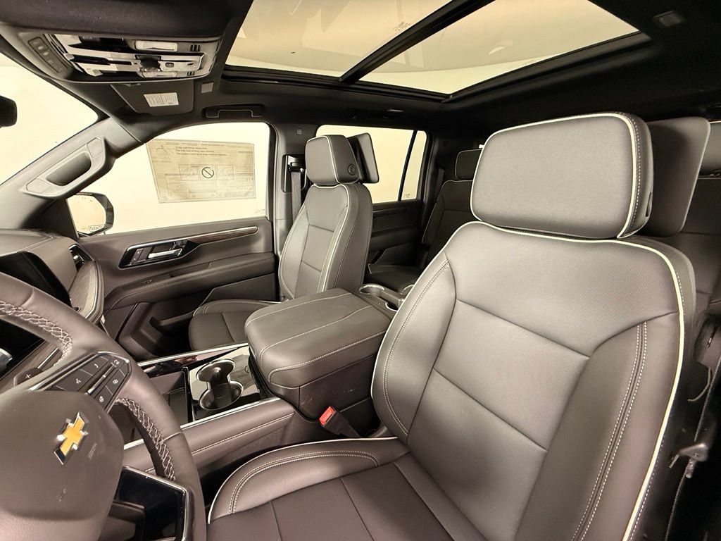 New 2026 Chevrolet Suburban Premier AWD/4WD image 44