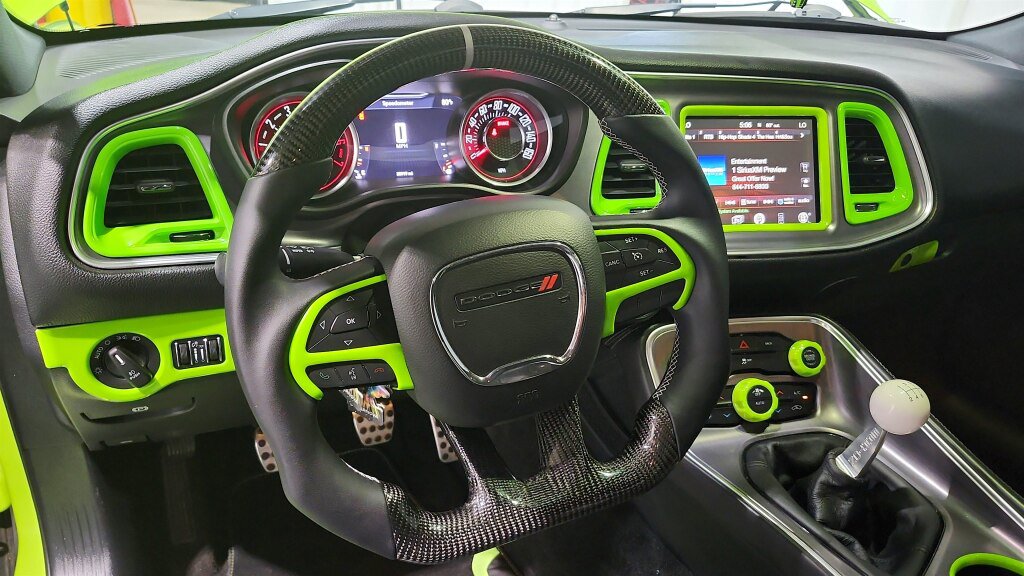 Used 2015 Dodge Challenger R/T w/ Quick Order Package 22B R/T RWD image 33