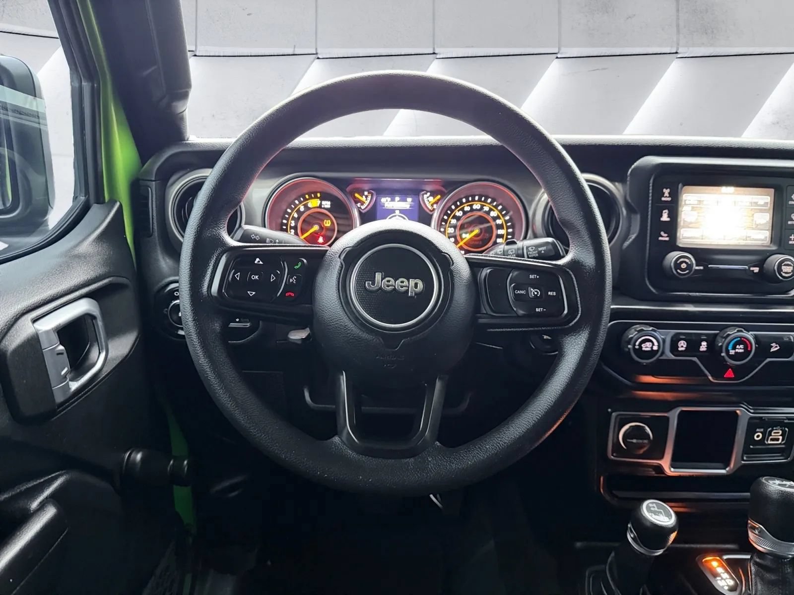 Used 2018 Jeep Wrangler Unlimited Sport AWD/4WD image 15