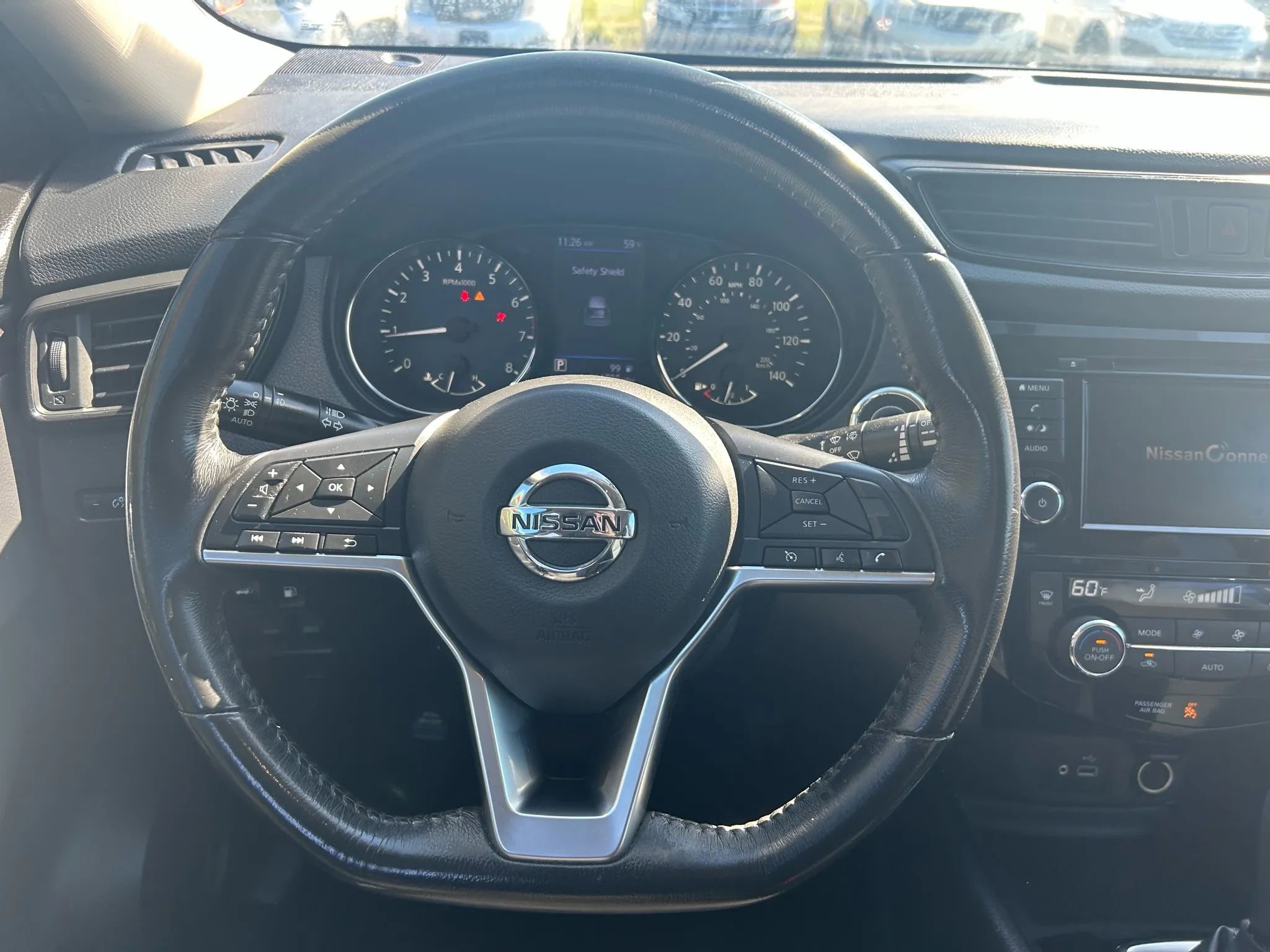 Used 2018 Nissan Rogue SV image 12